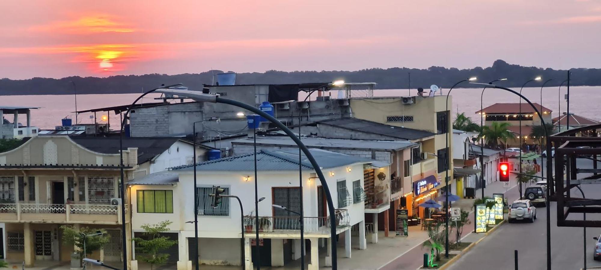 Hostal Solar Del Puerto Мачала Екстериор снимка