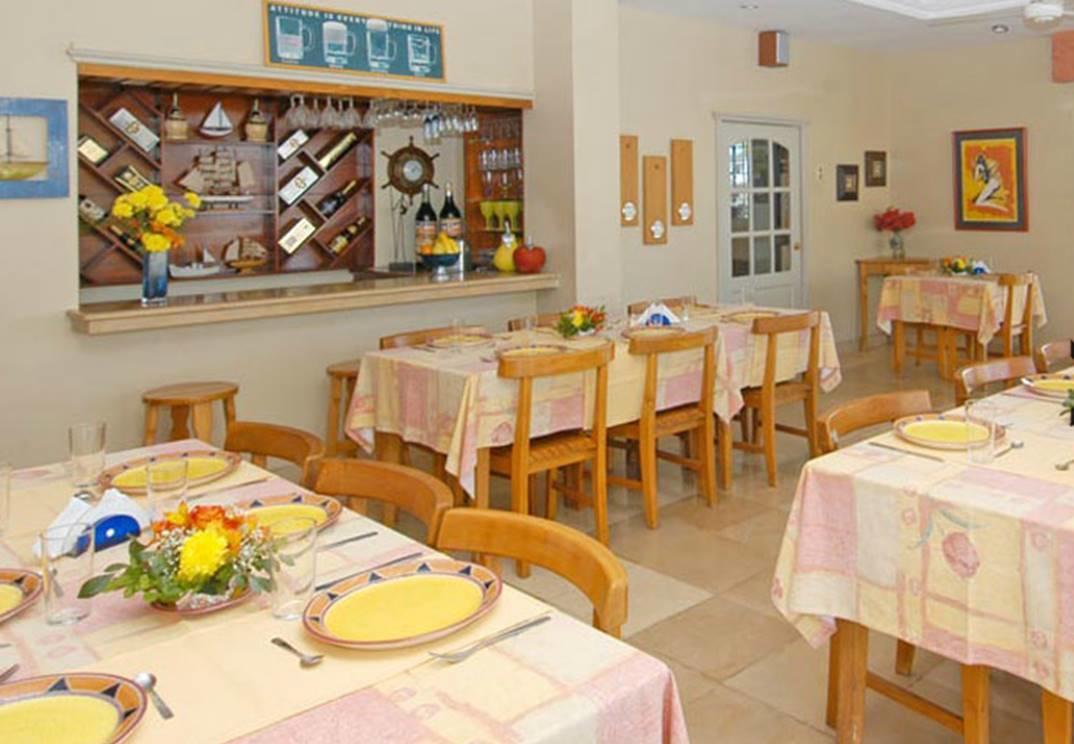 Hostal Solar Del Puerto Мачала Екстериор снимка