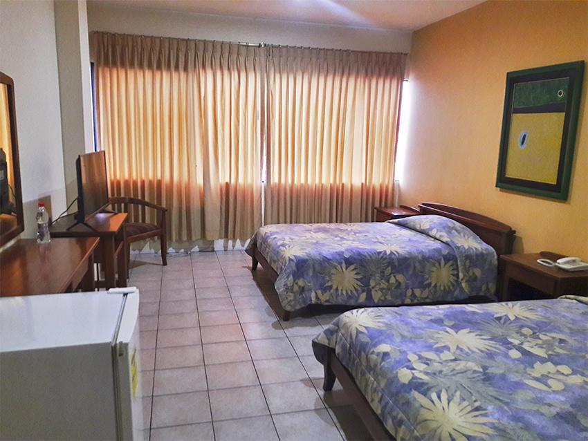 Hostal Solar Del Puerto Мачала Екстериор снимка